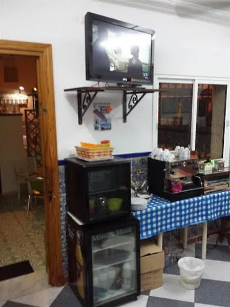 Hostal Restaurante La Giralda Рота